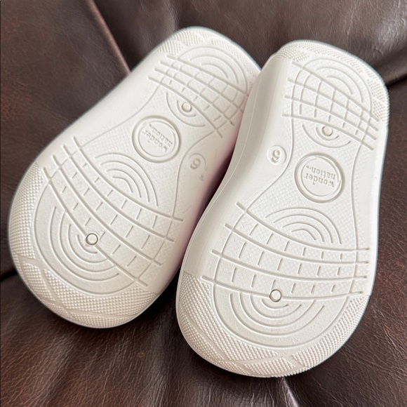 Wonder Nation Pink Knit Kids Sneakers - Picture 3 of 3